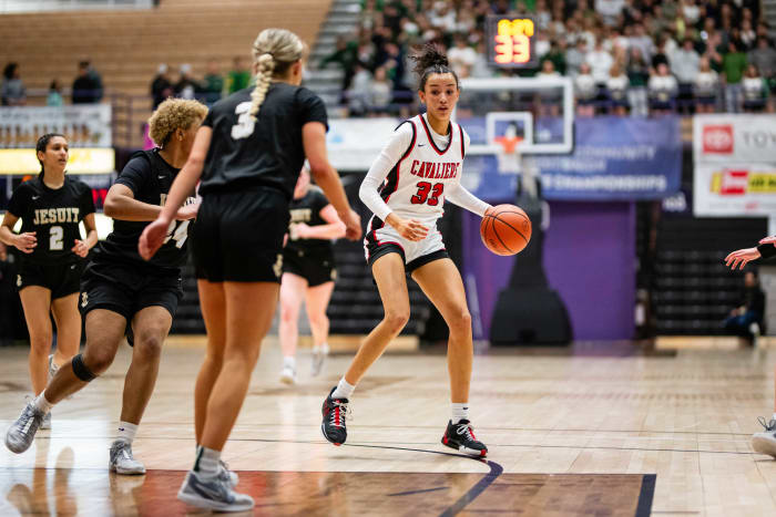 Clackamas Jesuit 6A Oregon girls basketball quarterfinal 2024 Naji Saker-112